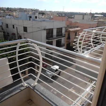 Modern 3 Bedroom Apartment Is-Swieqi